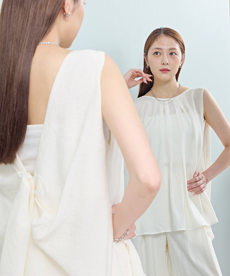 アイボリー / 身長：160cm