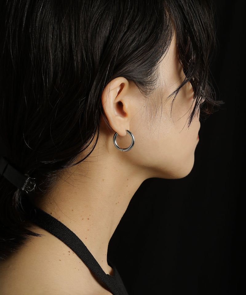 カラー：シルバー　太さ：3mm　直径：20mm