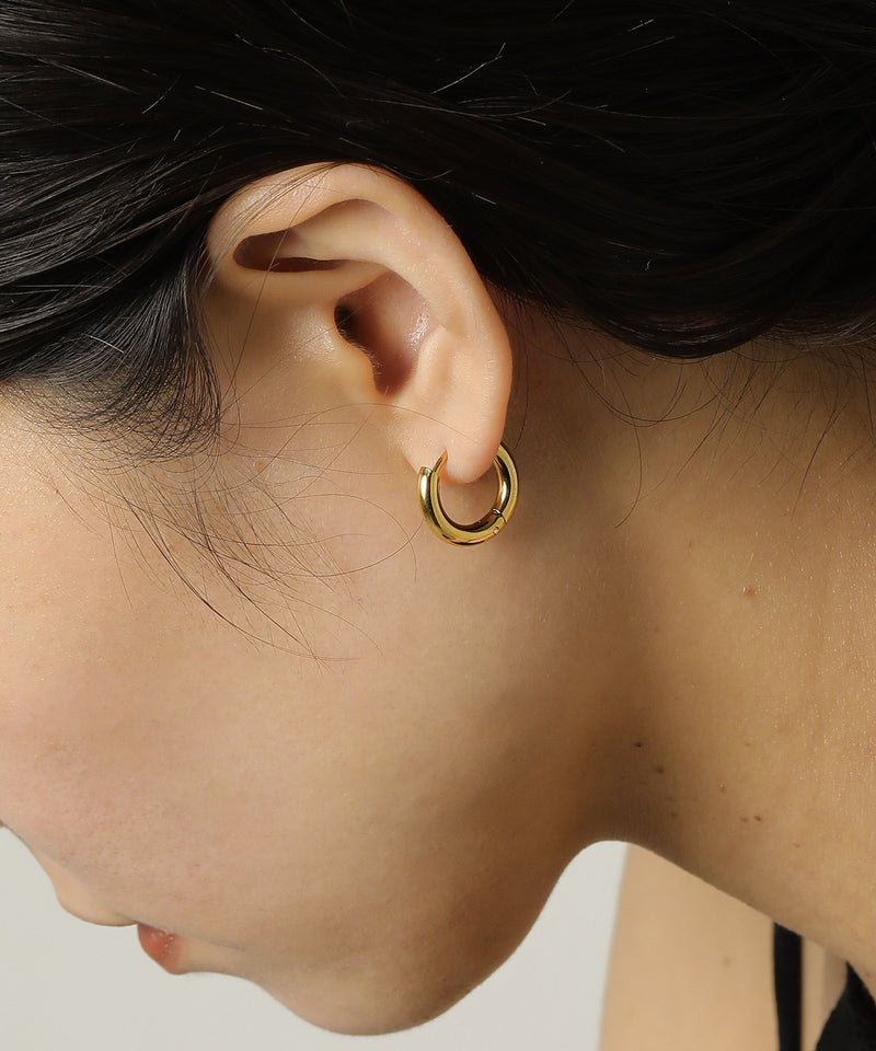 カラー：ゴールド　太さ：3mm　直径：16mm