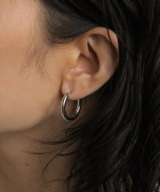 カラー：シルバー　太さ：3mm　直径：22mm