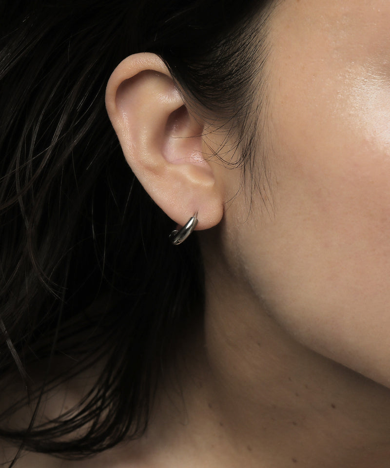 カラー：シルバー　太さ：3mm　直径：14mm