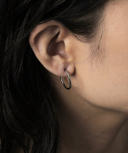 カラー：シルバー　円直径：1.9㎝