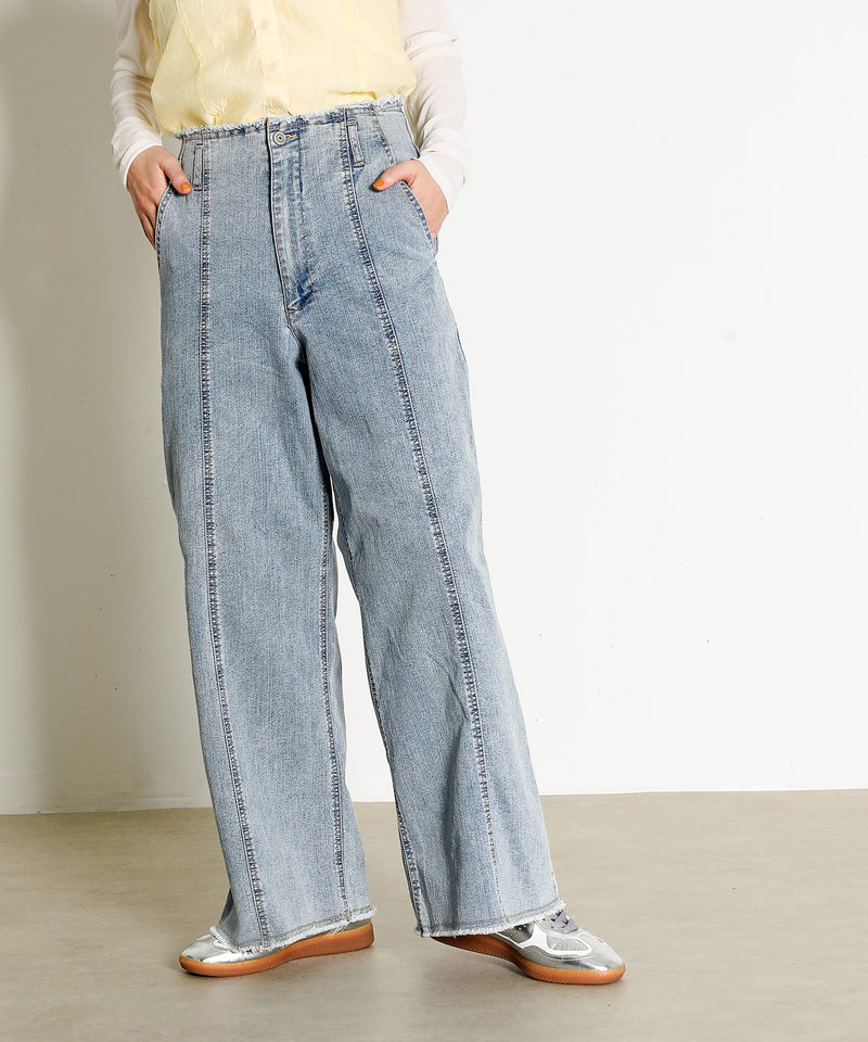 ライトブルー<br>身長 : 160cm