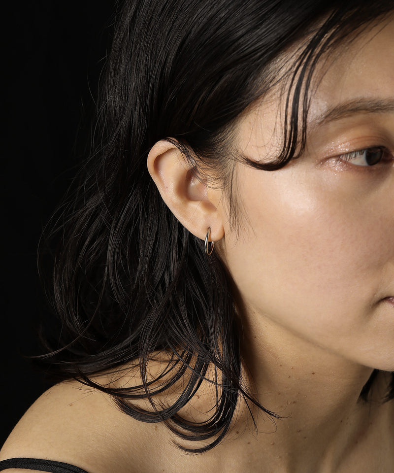 カラー：シルバー　円直径：1.5㎝