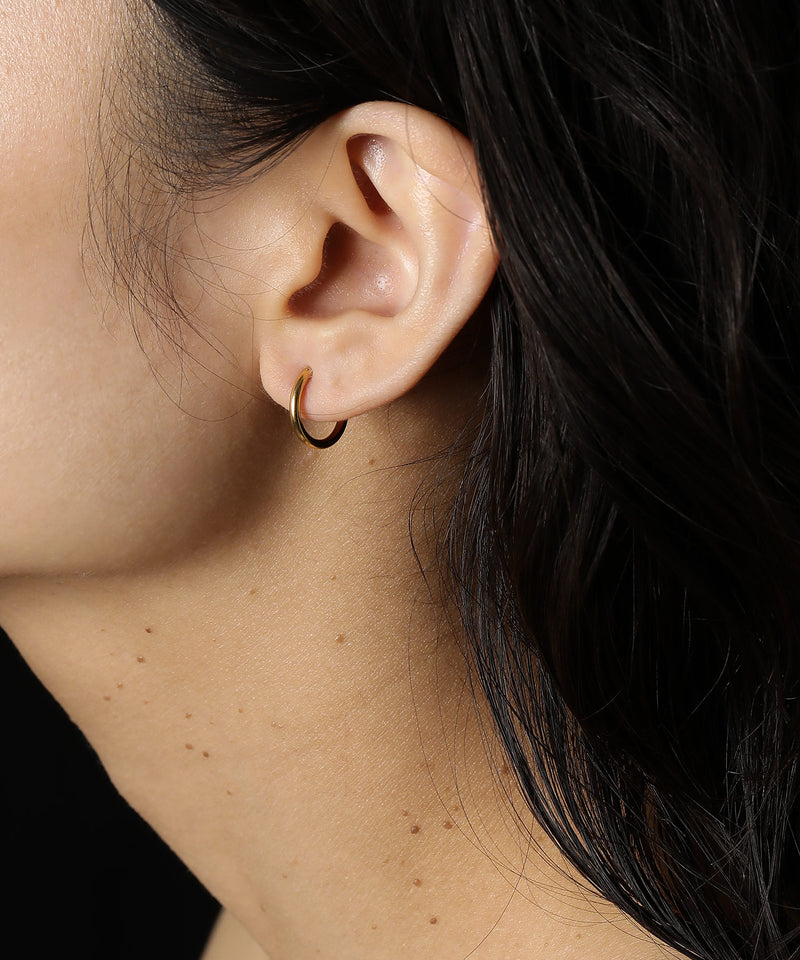 カラー：ゴールド　円直径：1.3㎝