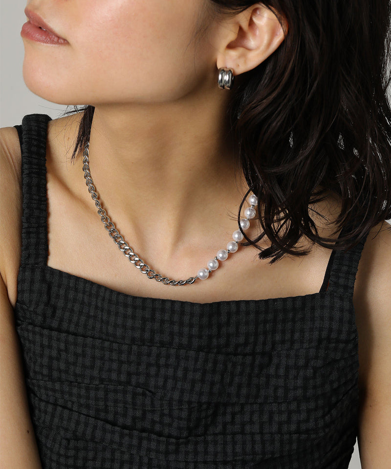 金属アレルギーを起こしにくいサージカルステンレス素材