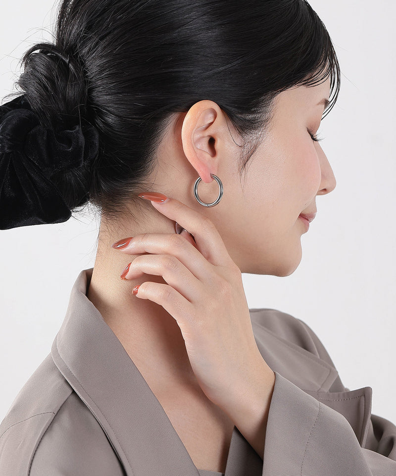 カラー：シルバー　太さ：3mm　直径：24mm