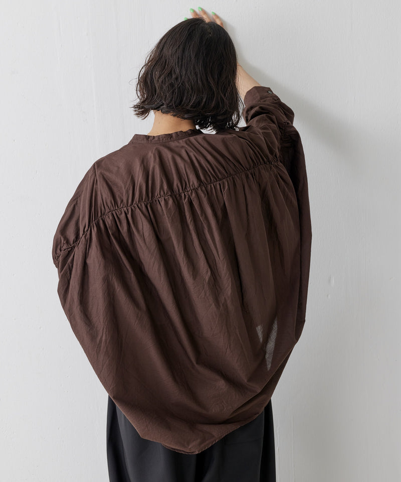 brown(ブラウン) / 身長：163cm