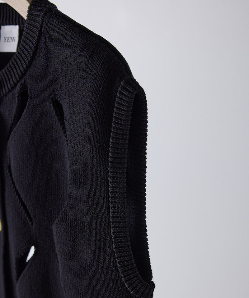 【YENN/イエン】CUT OUT PATTERN VEST/カットアウトパターンベスト