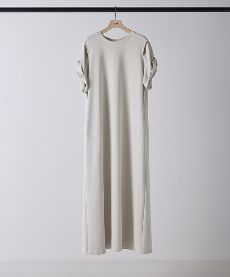 O/WHITE(オフホワイト)