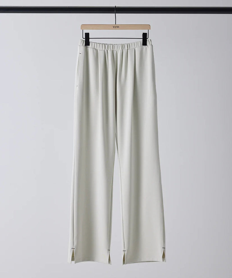 O/WHITE(オフホワイト)