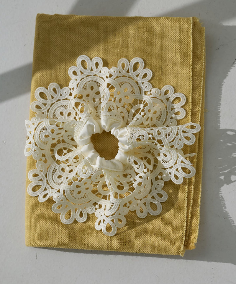 【CHIGNON/シニヨン】スカラップレースシュシュ