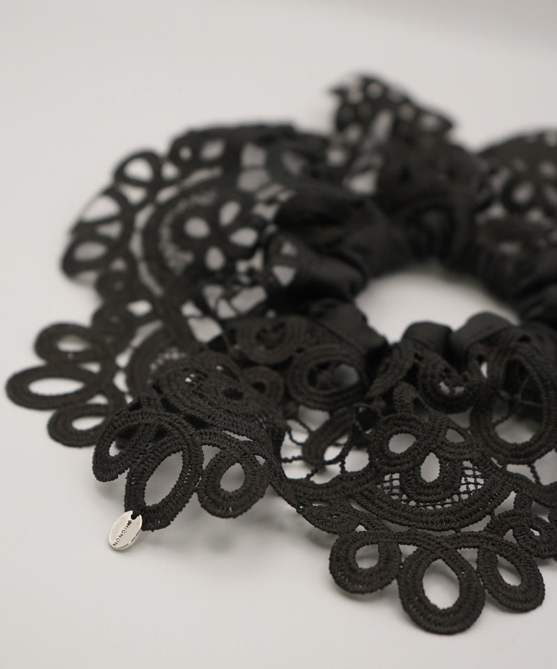 【CHIGNON/シニヨン】スカラップレースシュシュ