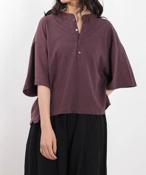 ブラウン / 身長 : 163cm
