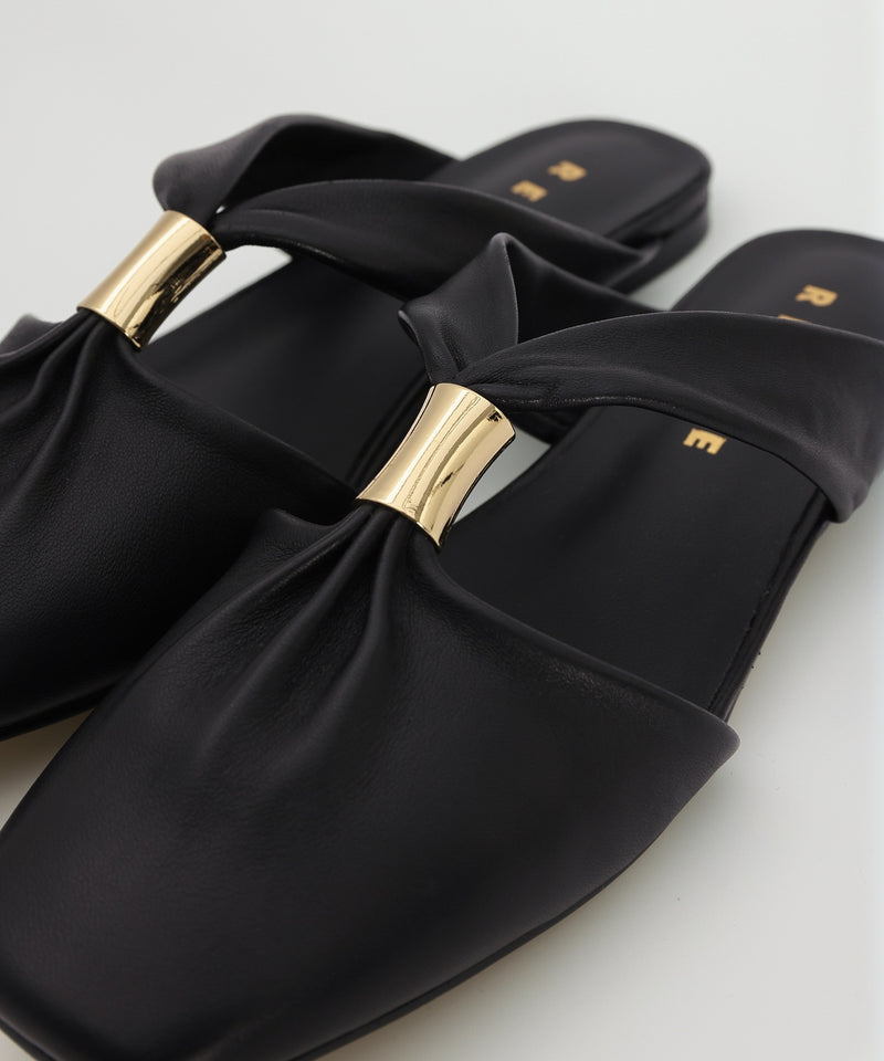 【REMME / レメ】シープレザーサンダル