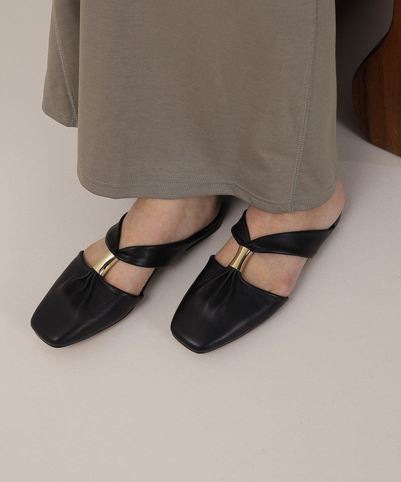 【REMME / レメ】シープレザーサンダル