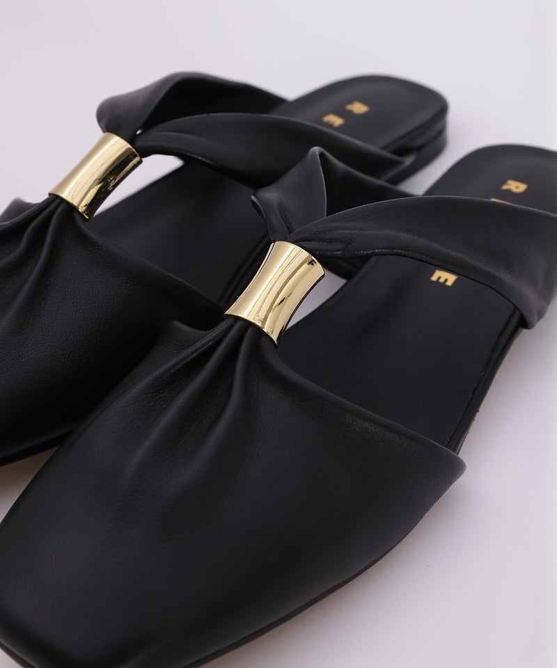 【REMME / レメ】シープレザーサンダル