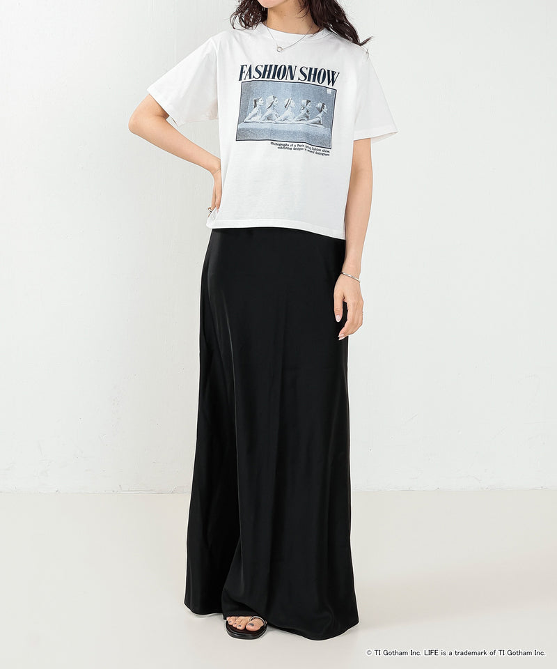 White / 身長 : 163cm