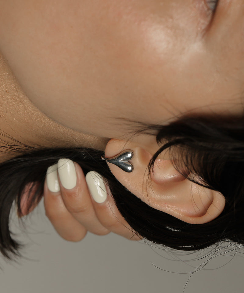 金属アレルギーを起こしにくいサージカルステンレス素材