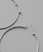 着脱しやすいフープデザイン