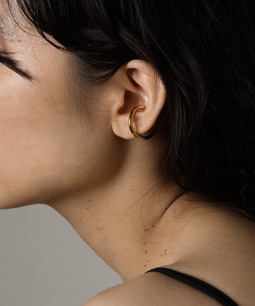 金属アレルギーを起こしにくいサージカルステンレス素材