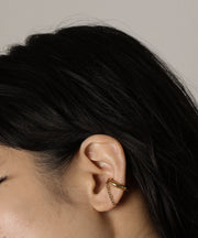 素肌にすっと馴染むスキンアクセ