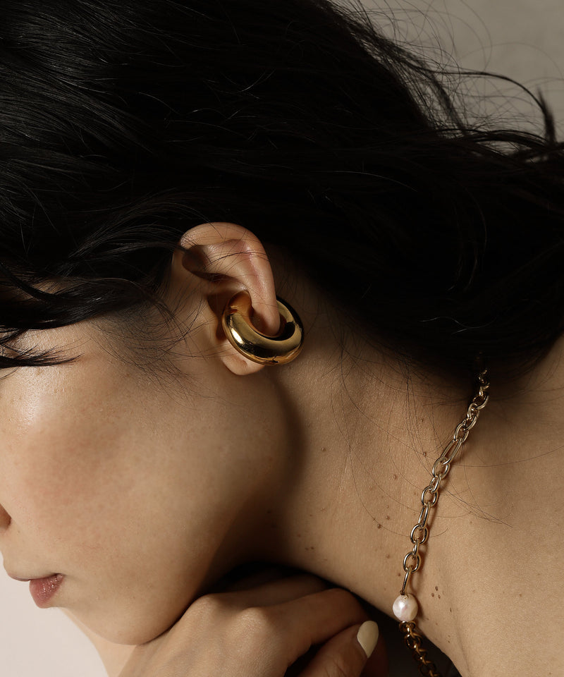 金属アレルギーを起こしにくいサージカルステンレス素材