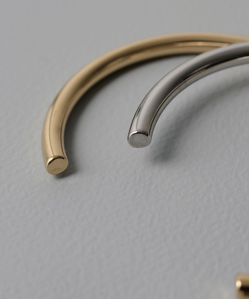 金属アレルギー対応 シンプルラインバングル サージカルステンレス