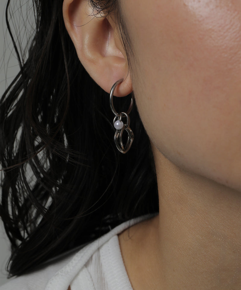 素肌にすっと馴染むスキンアクセ