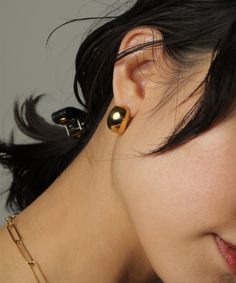 金属アレルギーを起こしにくいサージカルステンレス素材