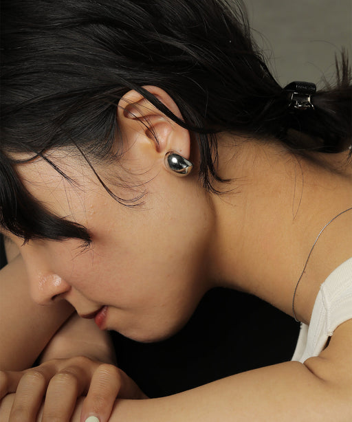 金属アレルギーを起こしにくいサージカルステンレス素材