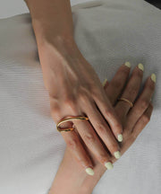 汗や水に強く変色しにくいためお風呂や温泉、海でもつけっぱなし◎