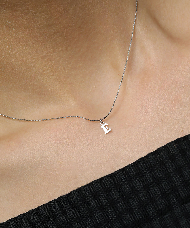 金属アレルギー対応 イニシャルネックレス サージカルステンレス