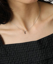 カラー：シルバー系1(イニシャルE)