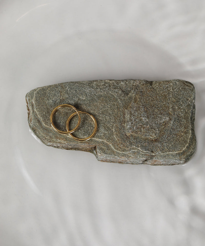 カラー：ゴールド系2　太さ：1.6mm　直径：18mm