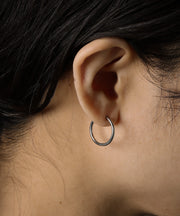 カラー：シルバー系3　太さ：1.6mm　直径：17mm