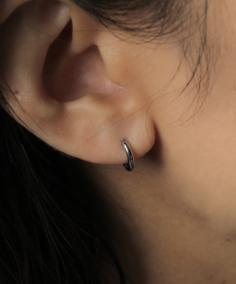 カラー：シルバー系7　太さ：1.6mm　直径：9mm