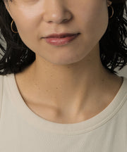 カラー：ゴールド　太さ：1.6mm　直径：23mm