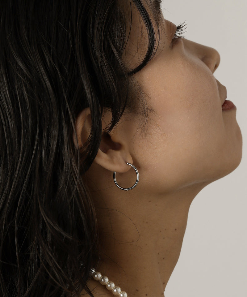 カラー：ゴールド系2　太さ：1.6mm　直径：18mm