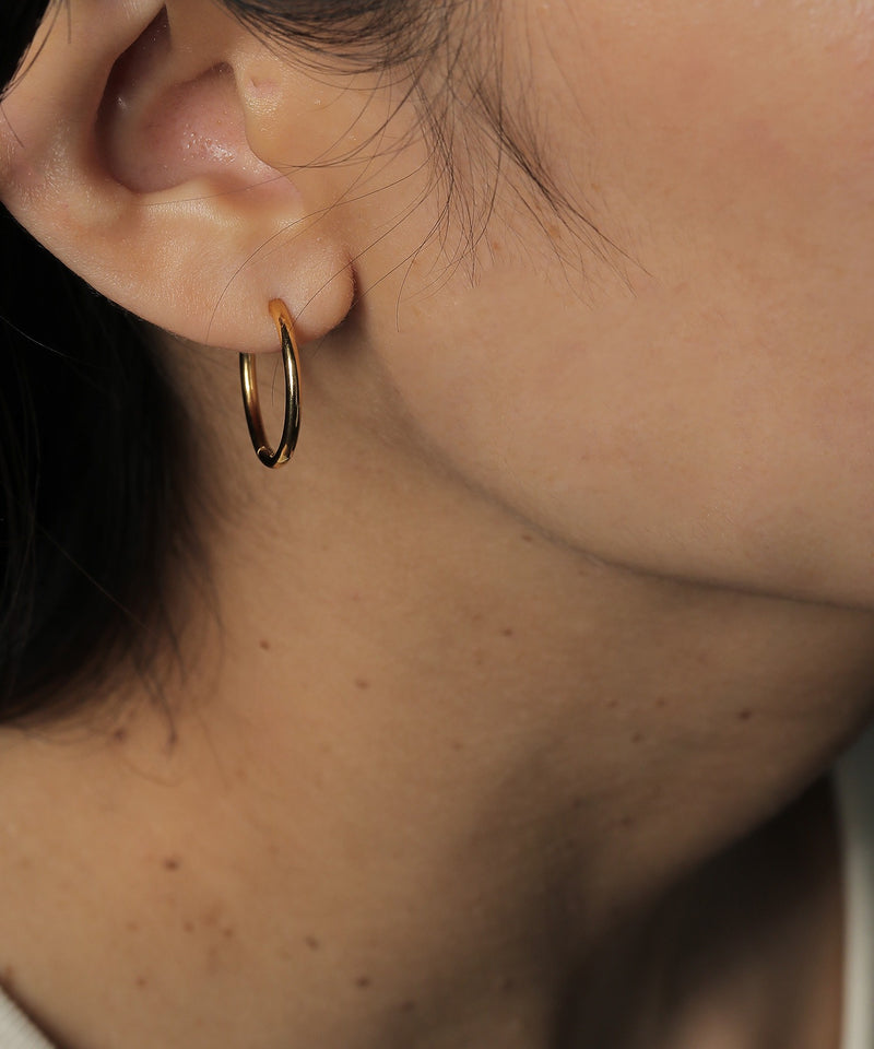 カラー：ゴールド系2　太さ：1.6mm　直径：18mm