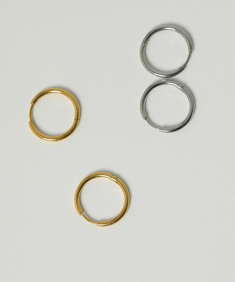 太さ：1.6mm　直径：18mm