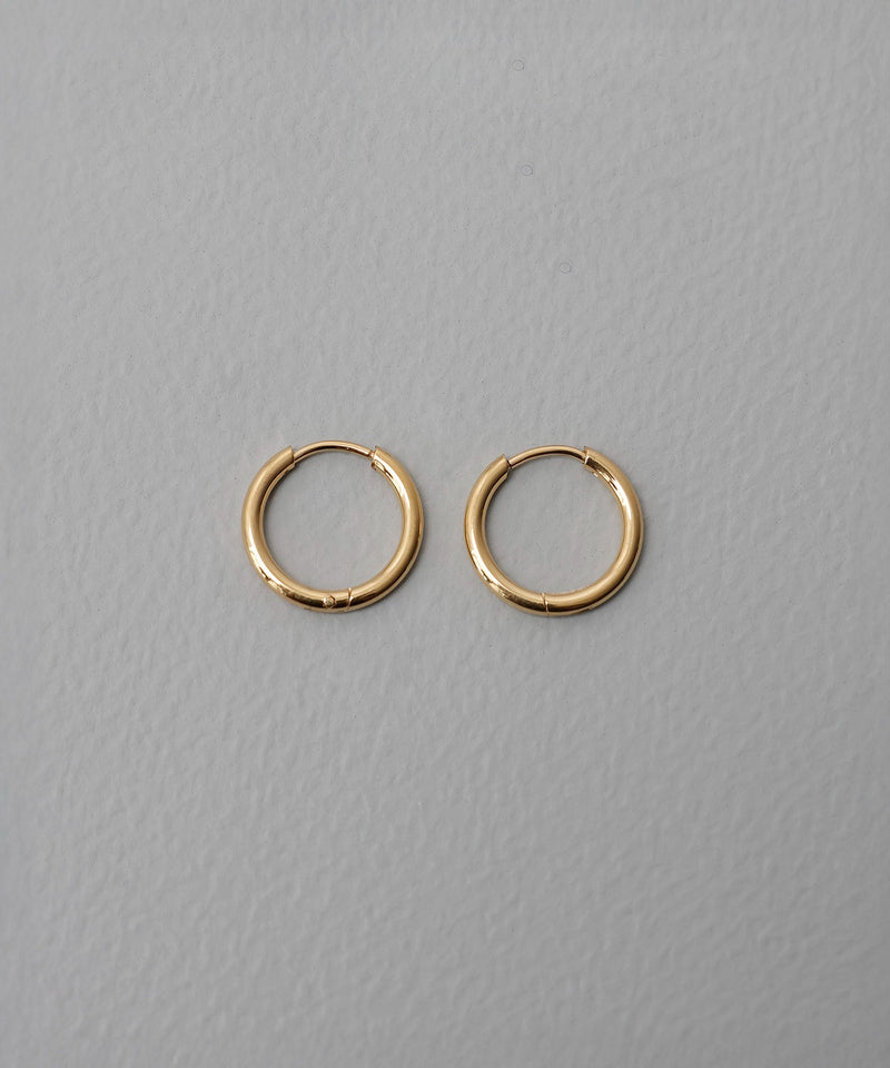 太さ：1.6mm　直径：13mm