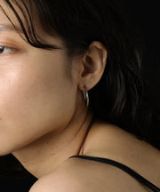 カラー：シルバー　太さ：2mm　直径：24mm