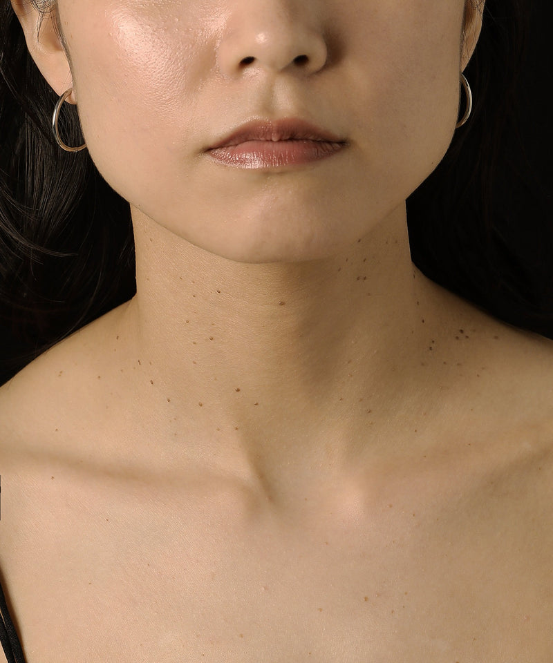 カラー：シルバー　太さ：2mm　直径：24mm