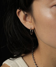 カラー：シルバー　太さ：2mm　直径：18mm