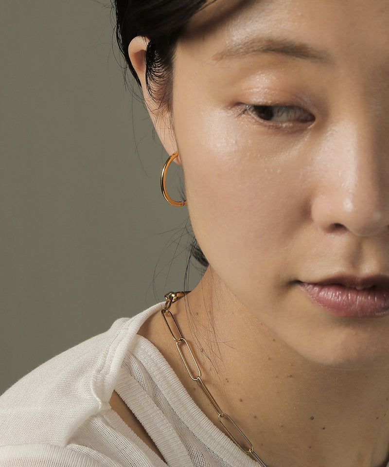 カラー：ゴールド　太さ：2mm　直径：24mm