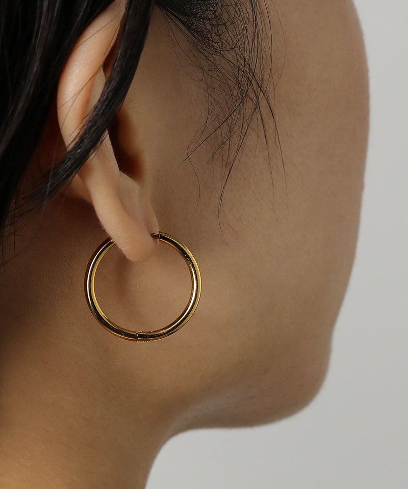 カラー：ゴールド　太さ：2mm　直径：22mm