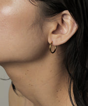 カラー：ゴールド　太さ：2mm　直径：18mm