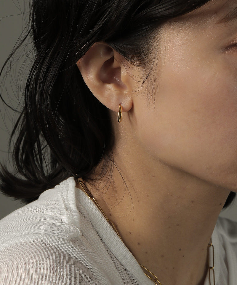 カラー：ゴールド　太さ：2mm　直径：14mm