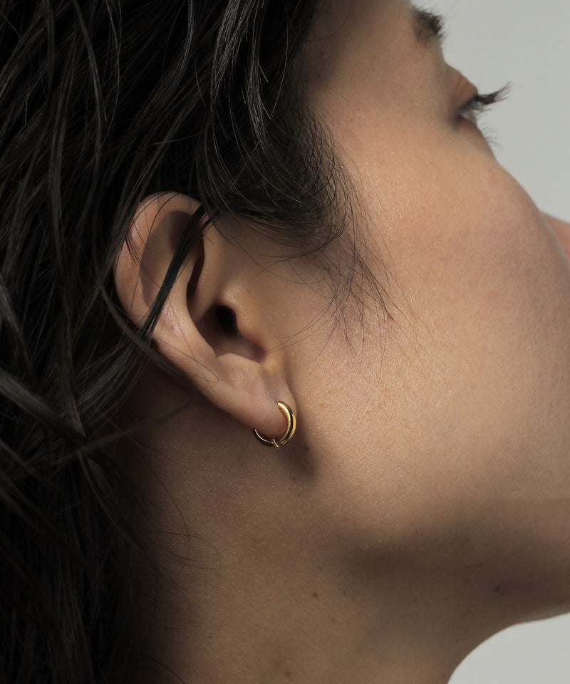 カラー：ゴールド　太さ：2mm　直径：10mm